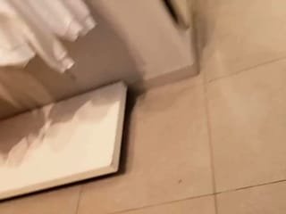 Blonde Teen’s Public Undressing in a Store – Amateur Solo We