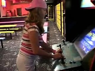 Little April solo in public